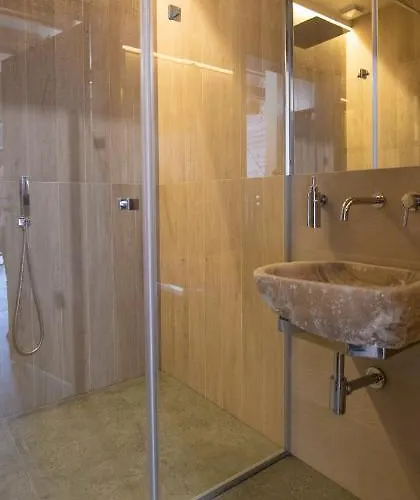 Aspen Deluxe & Aspen