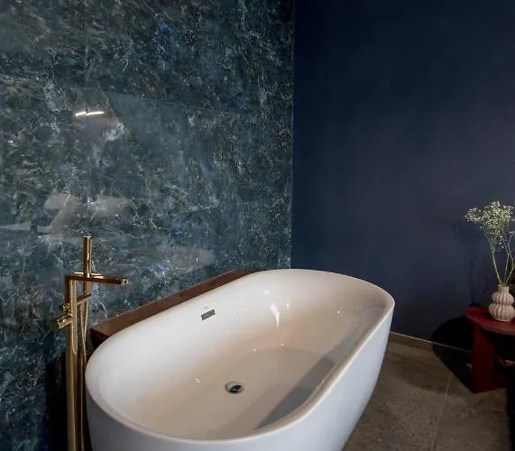 Aspen Deluxe & Aspen