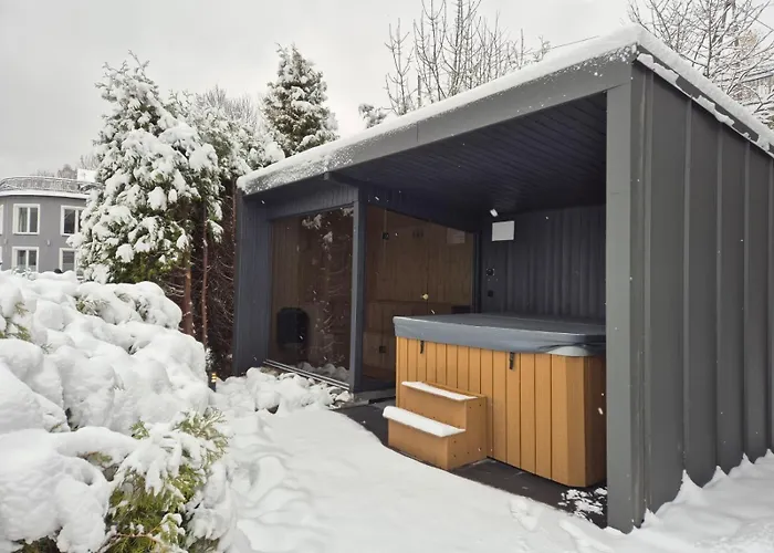 Aspen Deluxe & Aspen *